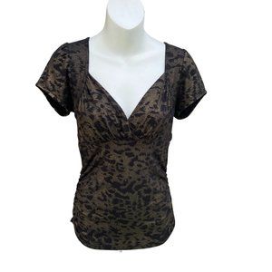 Arden B Short Sleeve V-Neck Animal Print Rayon Blend Blouse Black & Gold Size XS